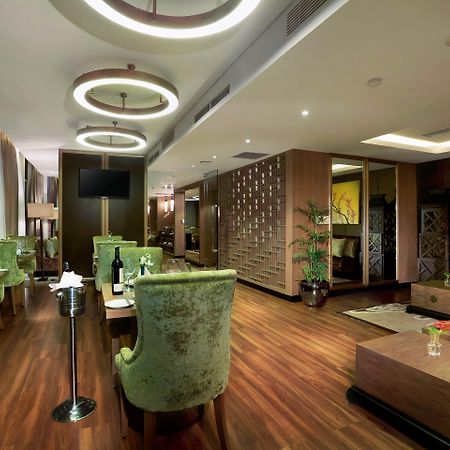 Aston Priority Simatupang Hotel And Conference Center Jakarta Exteriér fotografie