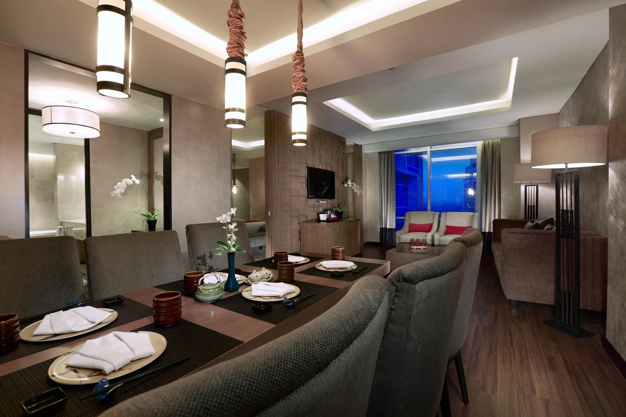 Aston Priority Simatupang Hotel And Conference Center Jakarta Exteriér fotografie