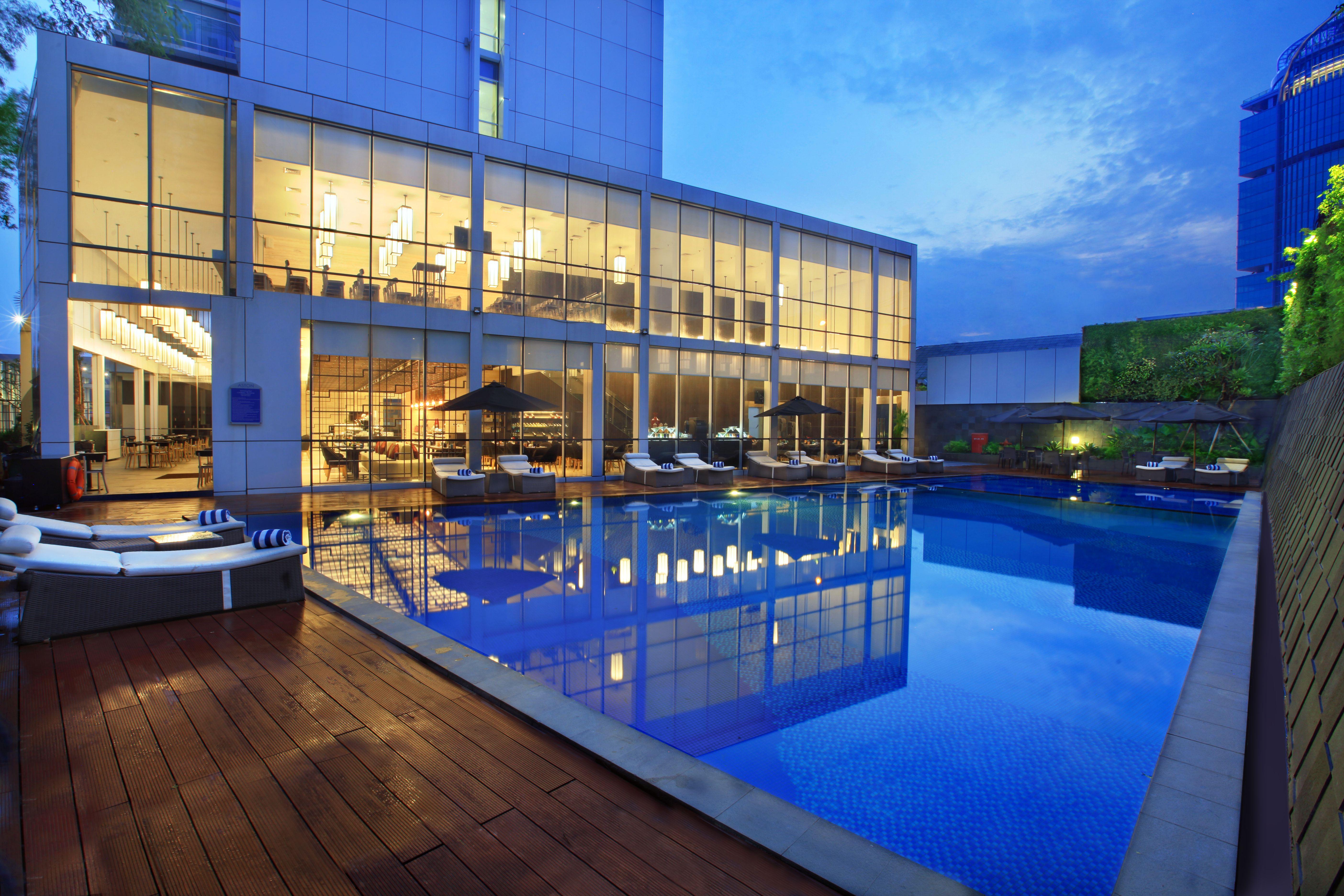 Aston Priority Simatupang Hotel And Conference Center Jakarta Exteriér fotografie