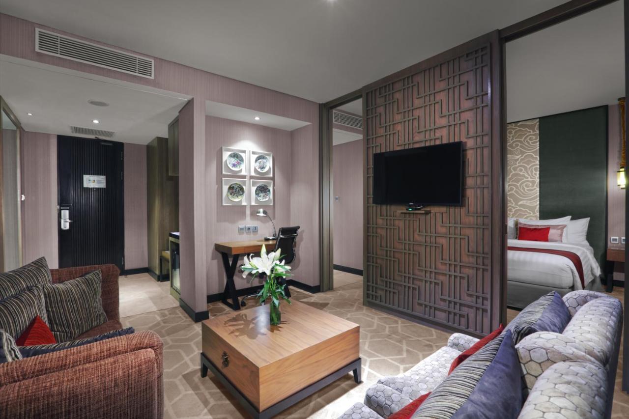Aston Priority Simatupang Hotel And Conference Center Jakarta Exteriér fotografie