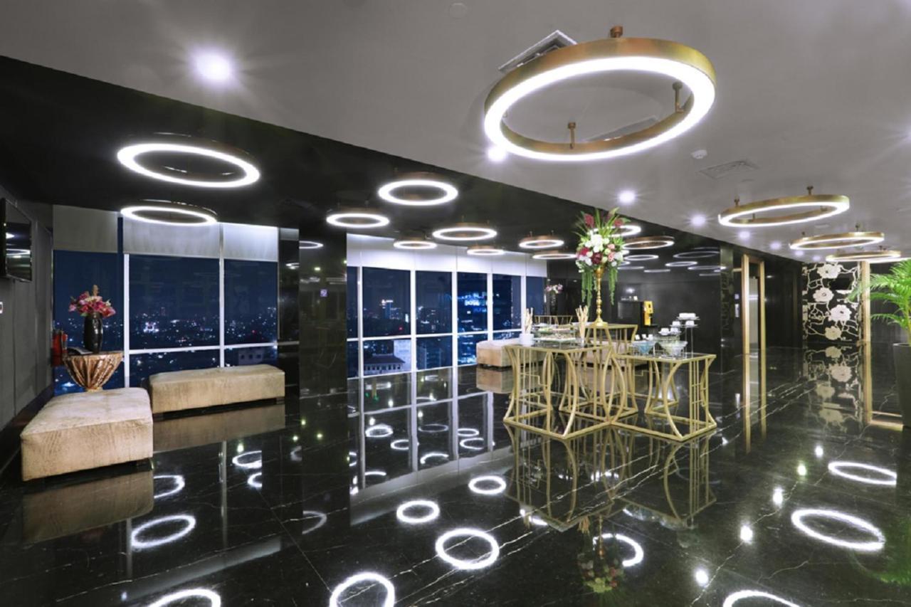 Aston Priority Simatupang Hotel And Conference Center Jakarta Exteriér fotografie
