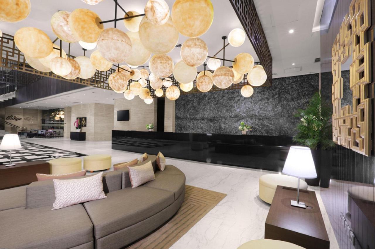 Aston Priority Simatupang Hotel And Conference Center Jakarta Exteriér fotografie