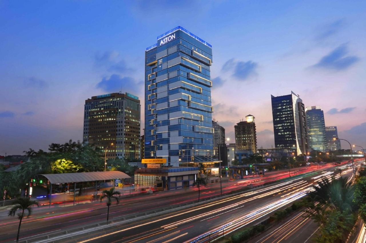 Aston Priority Simatupang Hotel And Conference Center Jakarta Exteriér fotografie